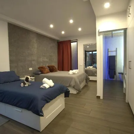 Rentalsevilla Looks Pretty And Modern Apartment *